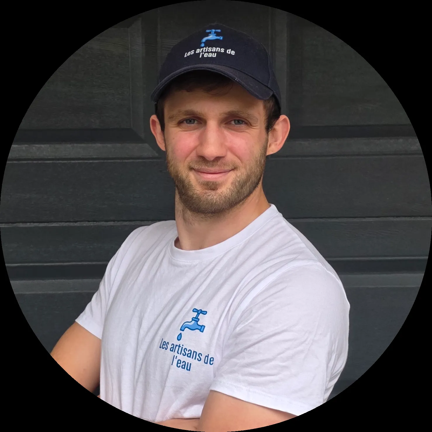 Portrait de l'artisan plombier à Paris